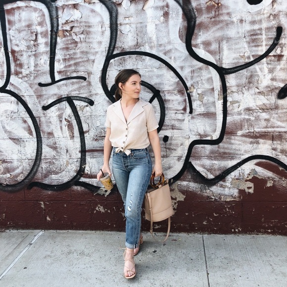 Meet your Posher, Hannah - Picture 1 of 1